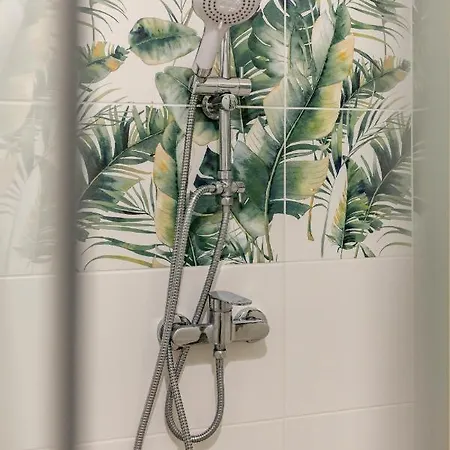 Flora - Blisko Morza Lägenhet *